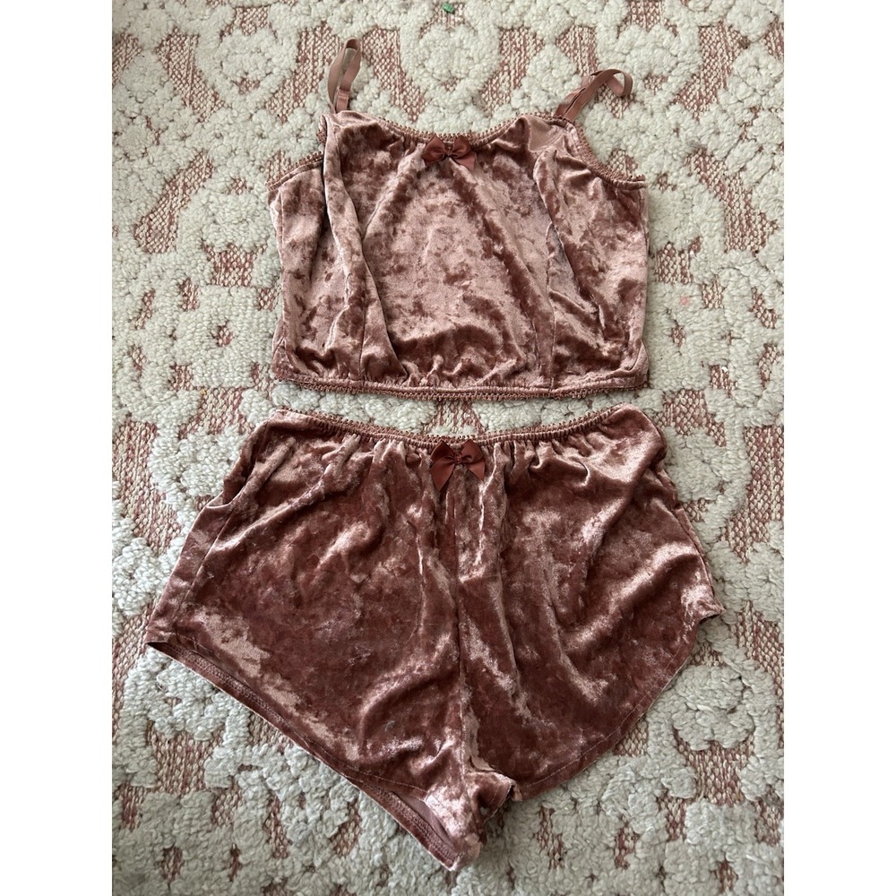 Sleep Set Women Velvet Straps Cami Shirt & Short Two Piece Size S  Cropped Top